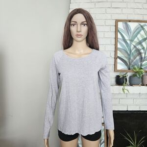 Lululemon gray long sleeves shirt scoop neck long line lightweight